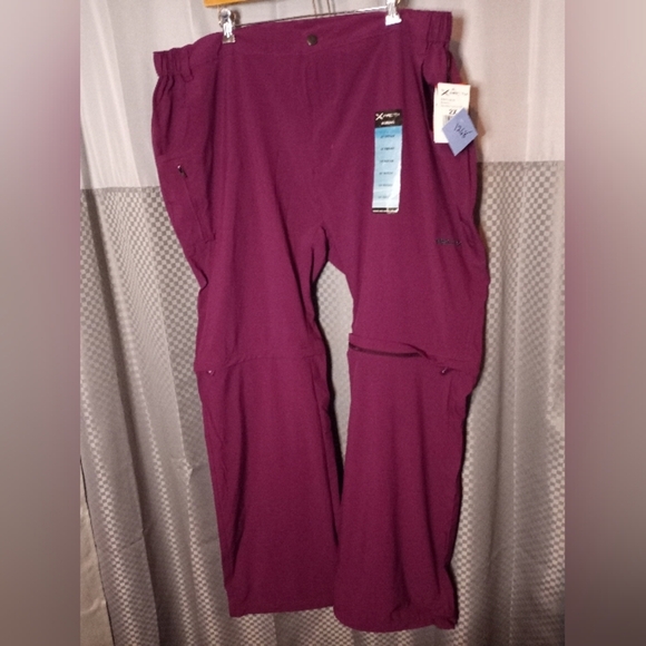 The Arctix Women's Trail Convertible Pants - Picture 1 of 7